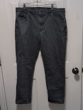 7 Diamonds Men's Slim Straight Jeans in Charcoal